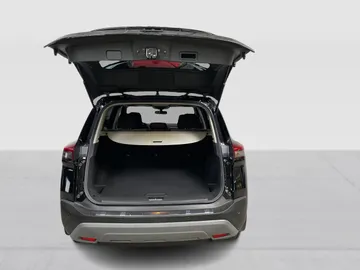 2022 Nissan Rogue - image 13