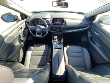 2024 Nissan Rogue - image 7