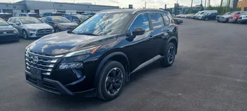2024 Nissan Rogue - image 2