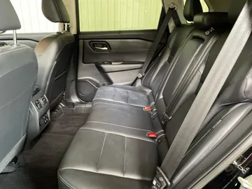 2024 Nissan Rogue - image 16