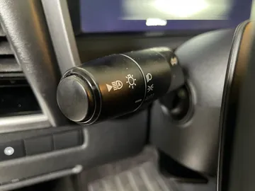 2024 Nissan Rogue - image 20