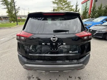 2023 Nissan Rogue - image 6