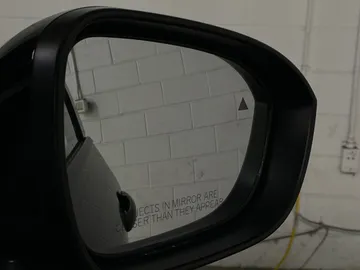 2023 Nissan Rogue - image 22