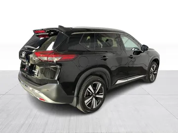 2023 Nissan Rogue - image 15
