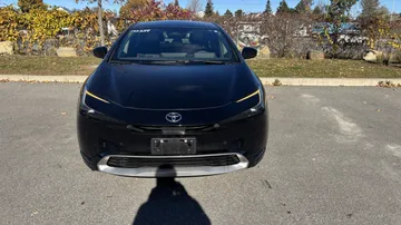 2024 Toyota Prius Prime - image 2