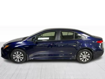 2020 Toyota Corolla Hybrid - image 9