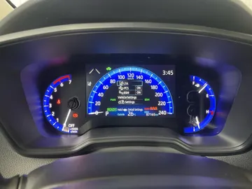 2020 Toyota Corolla Hybrid - image 15