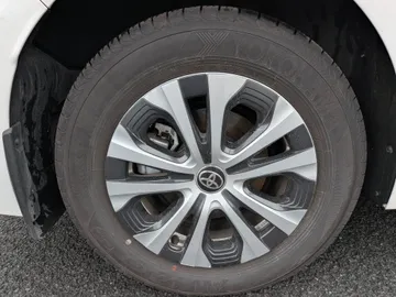 2026 Toyota Corolla - image 7