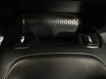 2025 Toyota Corolla - image 23
