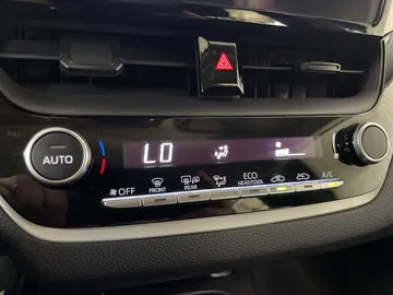 2025 Toyota Corolla - image 20