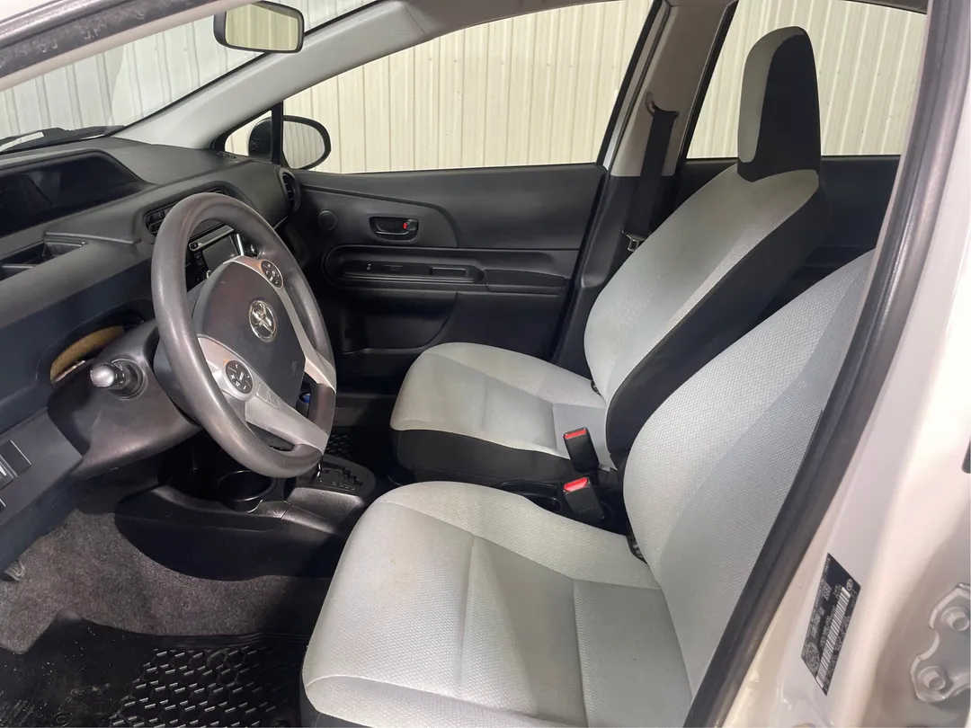 2015 Toyota Prius c for sale - photo 3