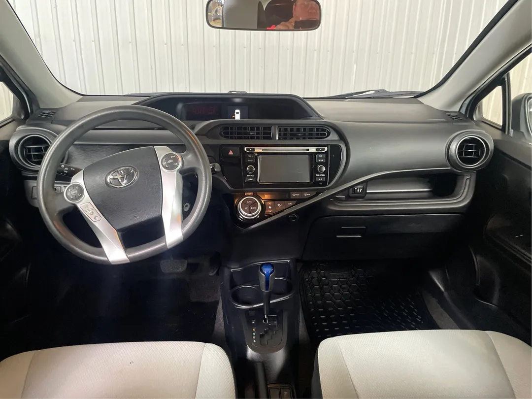 2015 Toyota Prius c for sale - photo 4