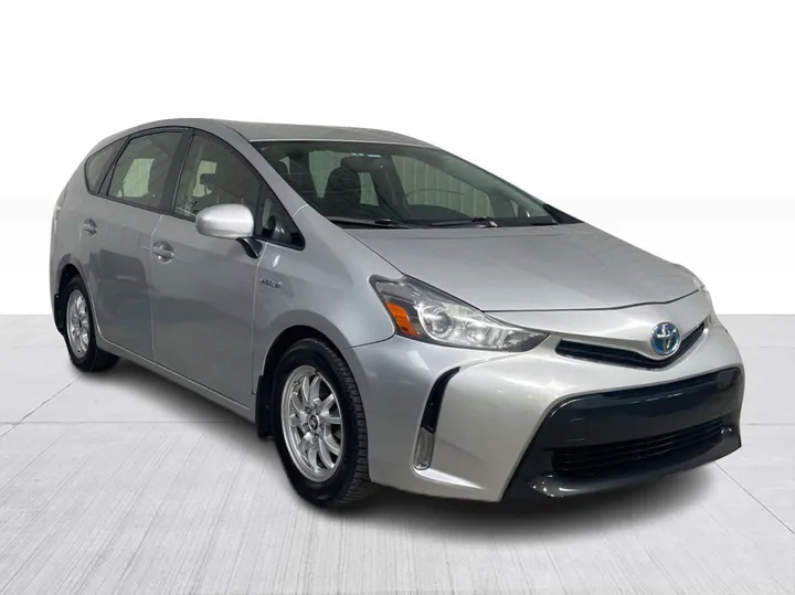 Toyota Prius v 2017 à vendre - photo 1