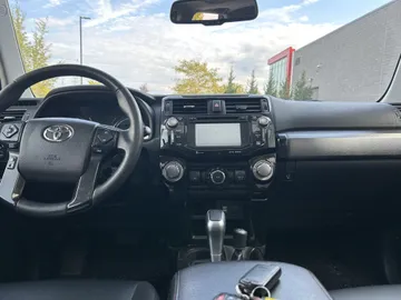 2018 Toyota 4Runner - image 9