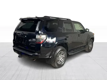 2021 Toyota 4Runner - image 14