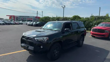 2021 Toyota 4Runner - image 3