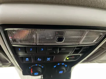 2021 Toyota 4Runner - image 16
