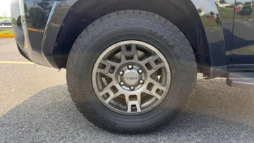2021 Toyota 4Runner - image 7