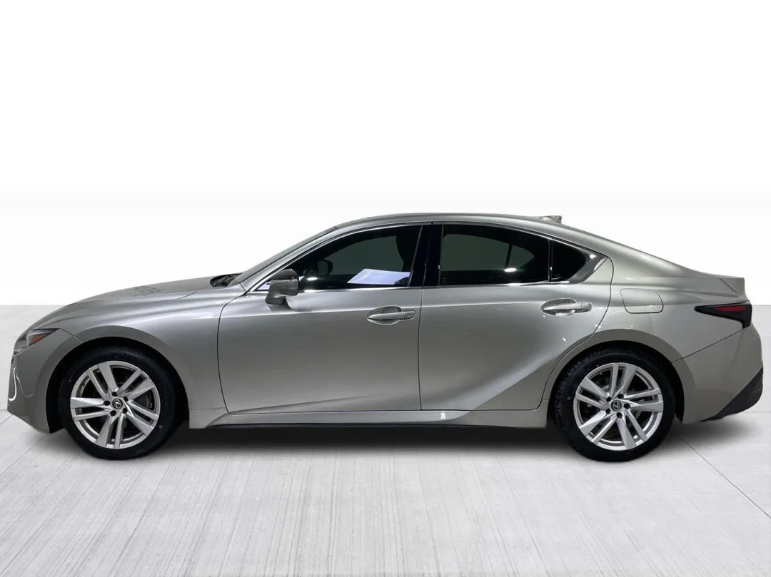 2021 Lexus IS 300 AWD, photo 10