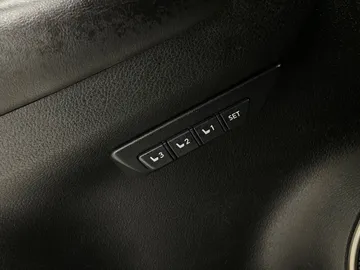 2019 Lexus NX - image 20