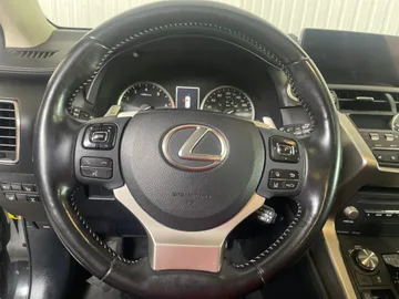 2019 Lexus NX - image 18