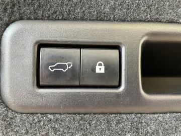 2021 Lexus RX - image 30