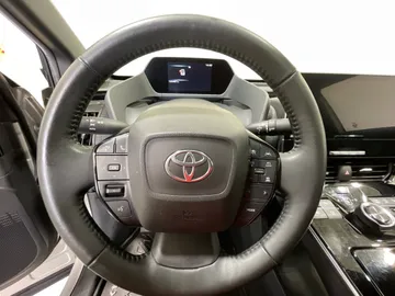 2023 Toyota BZ4X - image 24