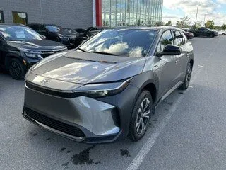 2024 Toyota BZ4X - image 3