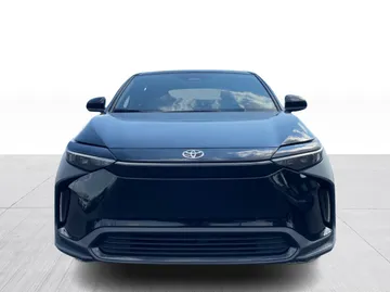 2024 Toyota BZ4X - image 8