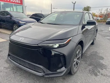 2024 Toyota BZ4X - image 3