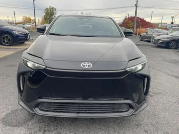 2024 Toyota BZ4X - image 2