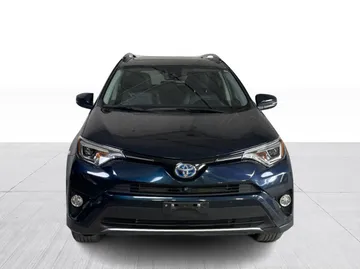 2017 Toyota RAV4 Hybrid - image 8