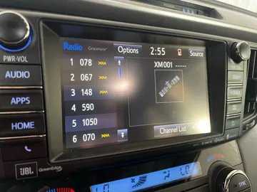 2017 Toyota RAV4 Hybrid - image 32