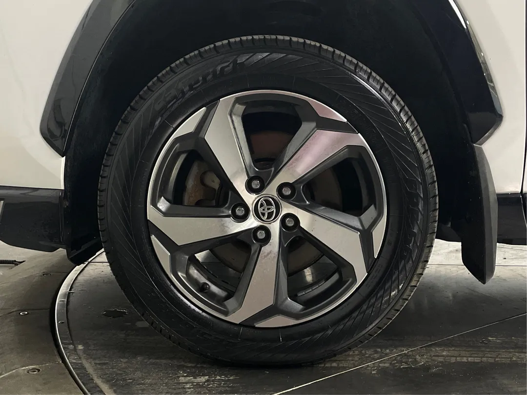 2021 Toyota RAV4 Prime — photo 5