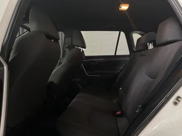 2021 Toyota RAV4 Prime - image 15