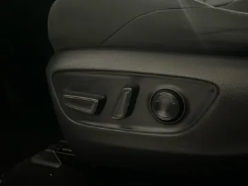 2021 Toyota RAV4 Prime - image 19