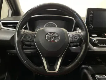 2022 Toyota Corolla - image 24