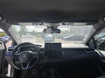 2022 Toyota Corolla - image 8