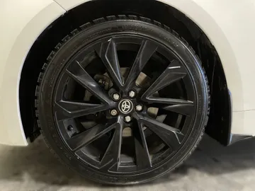 2022 Toyota Corolla - image 6