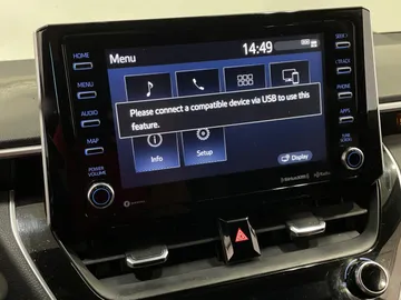 2022 Toyota Corolla - image 7
