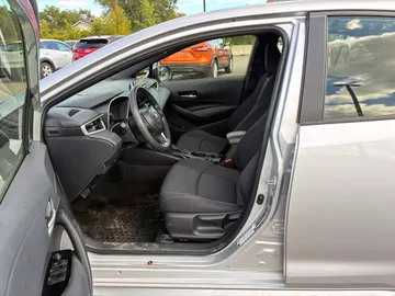 2024 Toyota Corolla - image 7