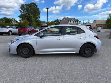 2024 Toyota Corolla - image 6
