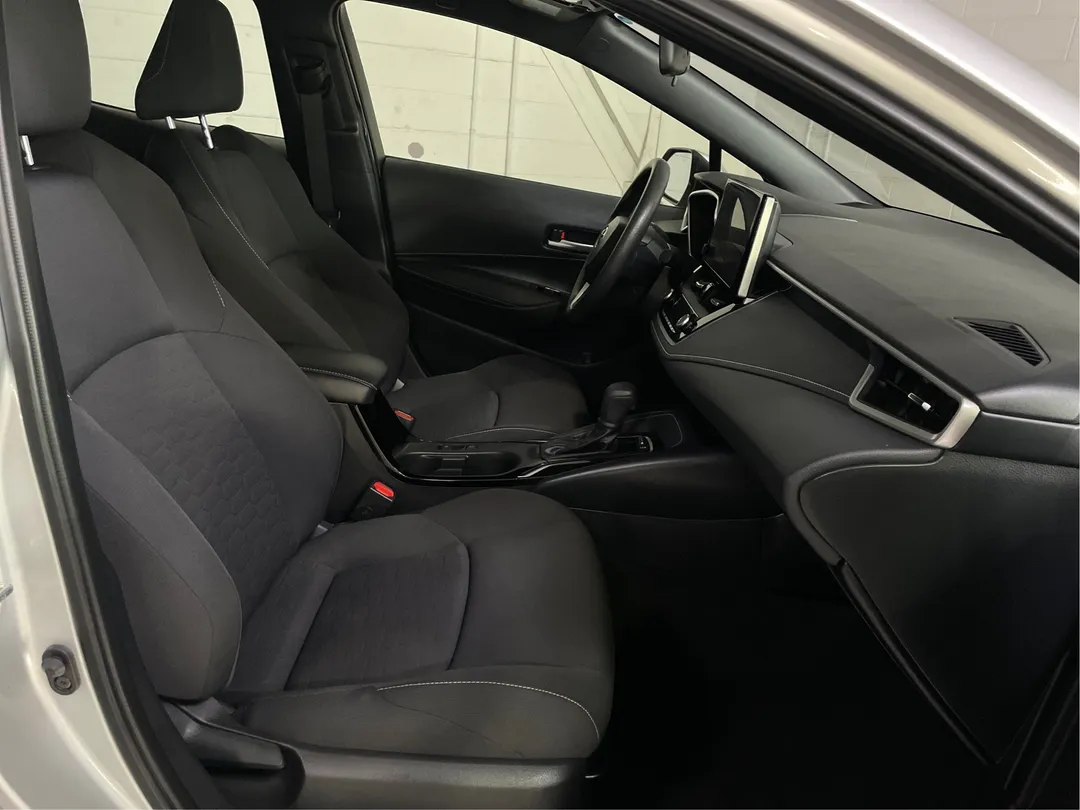 2025 Toyota Corolla — photo 3