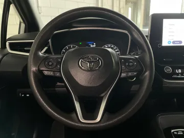 2025 Toyota Corolla - image 17