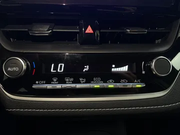 2025 Toyota Corolla - image 20
