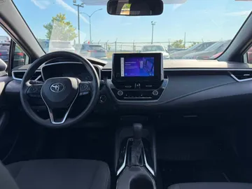 2025 Toyota Corolla - image 10