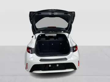 2025 Toyota Corolla - image 11