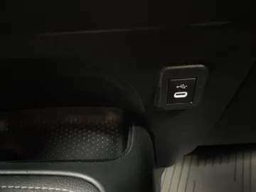2025 Toyota Corolla - image 23