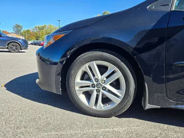 2022 Toyota Corolla - image 7