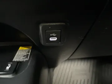 2024 Toyota Corolla - image 26